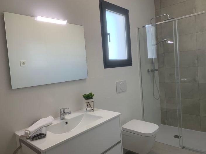 Image No.10-Villa de 3 chambres à vendre à Roldan