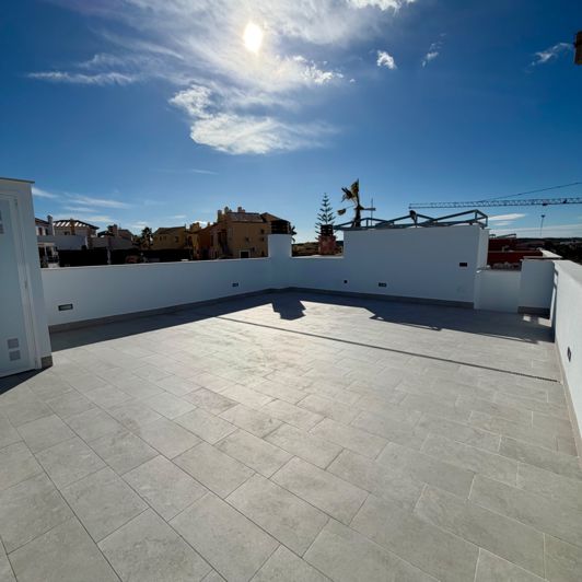 Image No.18-2 Bed Apartment for sale