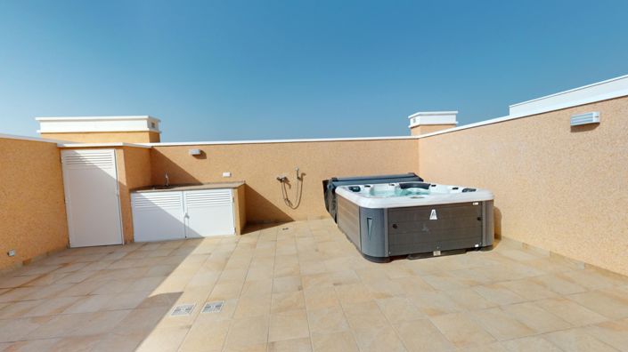 Image No.21-3 Bed Apartment for sale