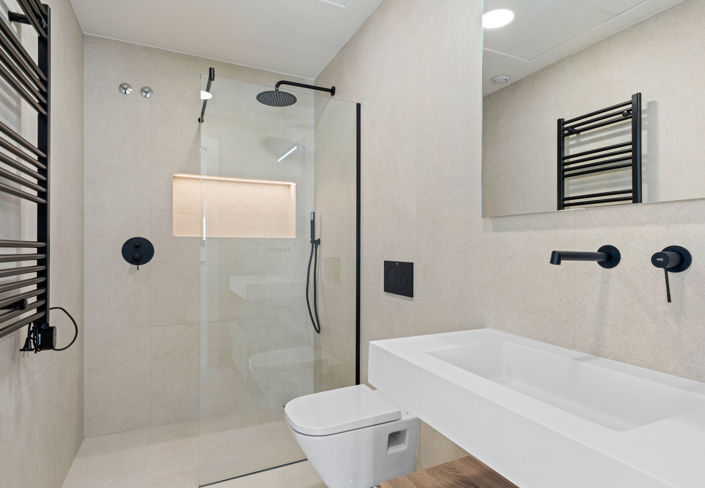 Image No.21-3 Bed Apartment for sale