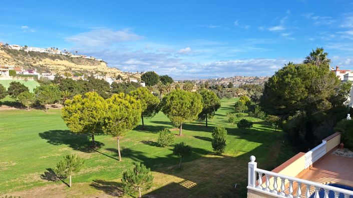 Image No.3-3 Bed Villa for sale