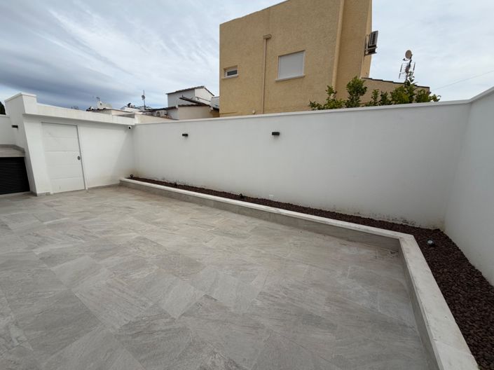 Image No.23-3 Bed Villa for sale