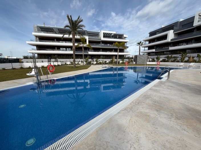 Image No.35-2 Bed Apartment for sale