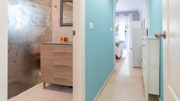 Image No.6-2 Bed Property for sale