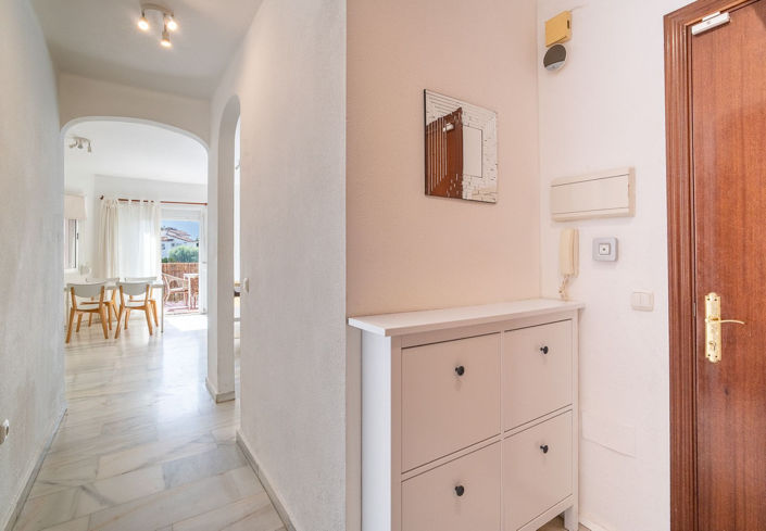 Image No.3-1 Bed Property for sale