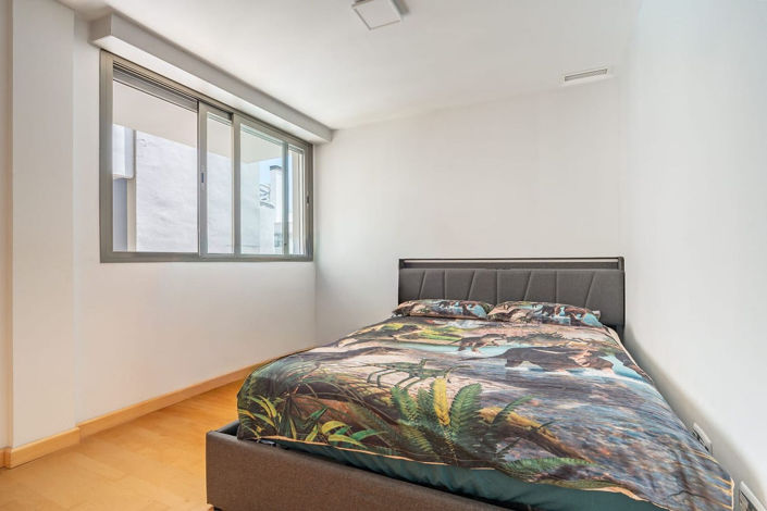 Image No.11-3 Bed Property for sale