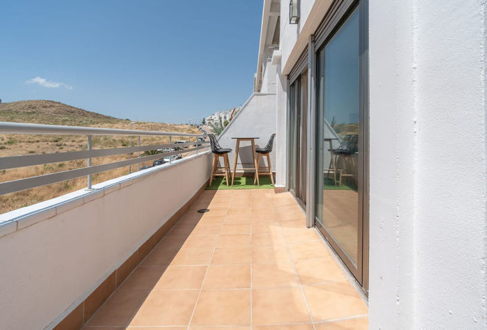 Image No.23-3 Bed Property for sale