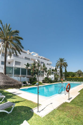 Image No.28-3 Bed Property for sale