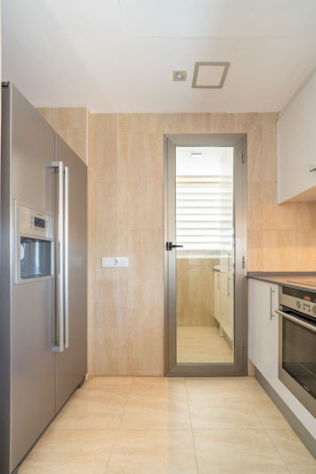 Image No.7-3 Bed Property for sale
