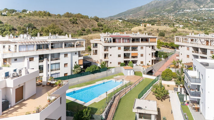 Image No.22-3 Bed Property for sale