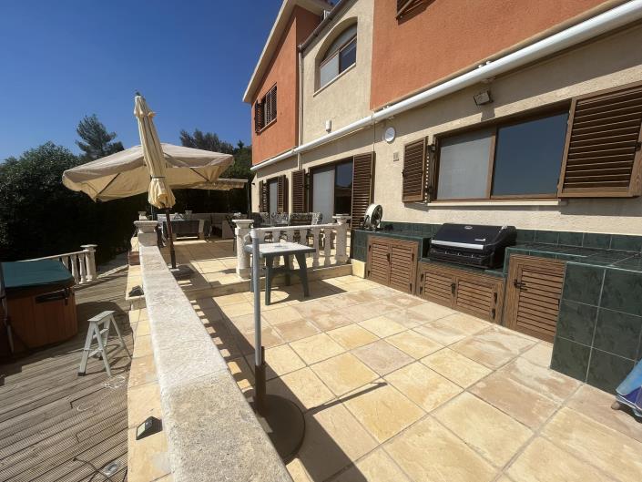 Image No.38-5 Bed Villa / Detached for sale