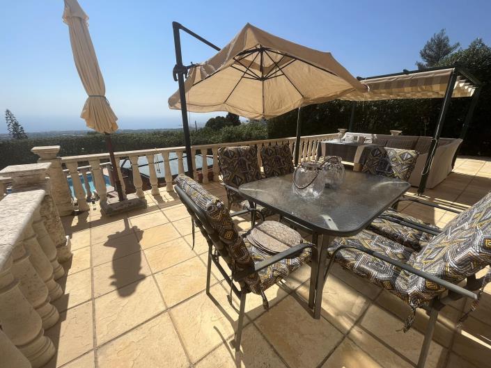 Image No.43-5 Bed Villa / Detached for sale