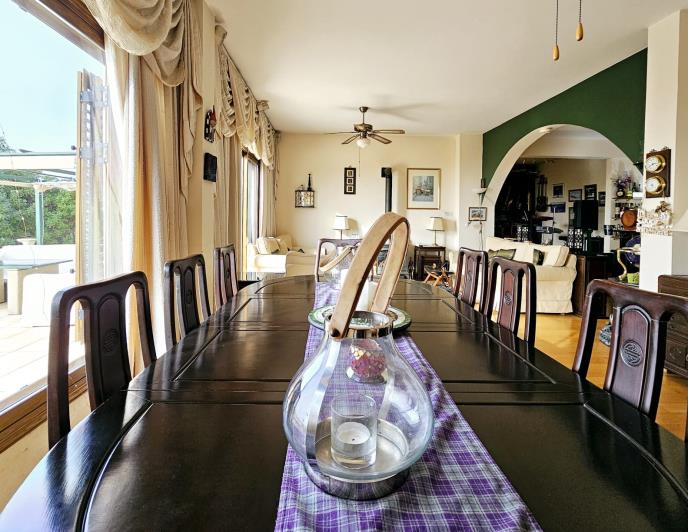 Image No.10-5 Bed Villa / Detached for sale