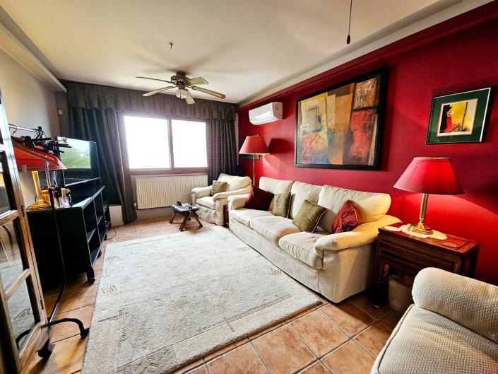 Image No.30-5 Bed Villa / Detached for sale