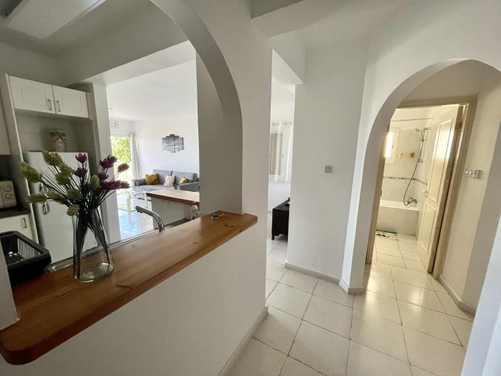 Image No.3-Appartement de 2 chambres à vendre à Tombs of the Kings