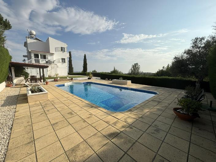 Image No.1-Villa de 4 chambres à vendre à Amargeti