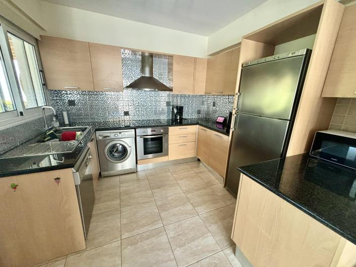 Image No.5-Villa / Détaché de 3 chambres à vendre à Marathounda