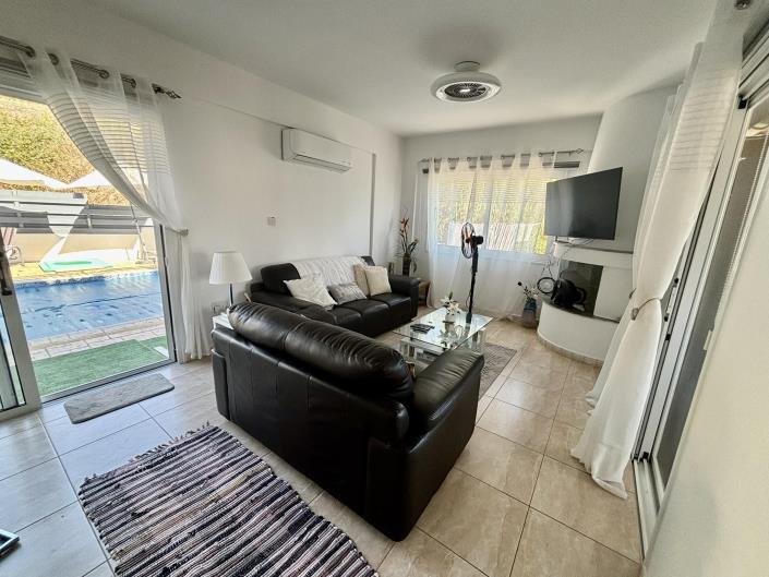 Image No.7-Villa / Détaché de 3 chambres à vendre à Marathounda