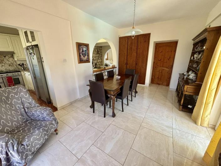 Image No.12-Villa de 4 chambres à vendre à Peyia