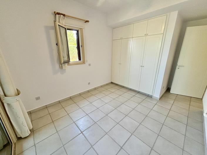 Image No.21-Villa / Détaché de 4 chambres à vendre à Tsada