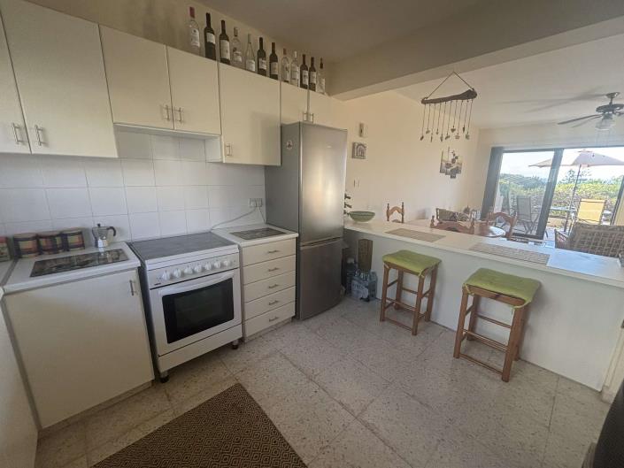 Image No.3-Jumelé de 4 chambres à vendre à Chlorakas