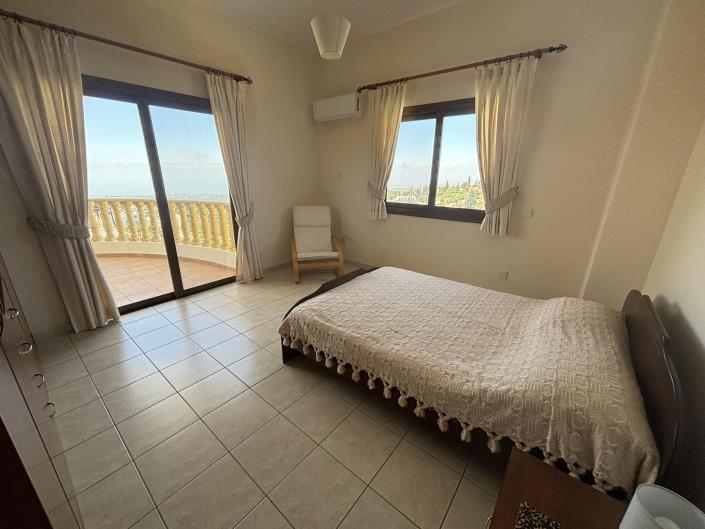 Image No.24-4 Bed Villa / Detached for sale