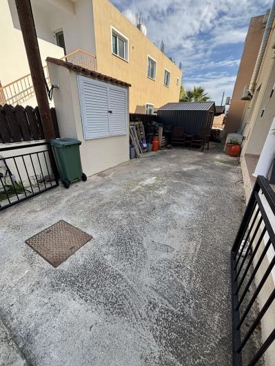 Image No.18-3 Bed Semi-Detached for sale