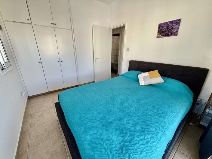 Image No.12-3 Bed Semi-Detached for sale