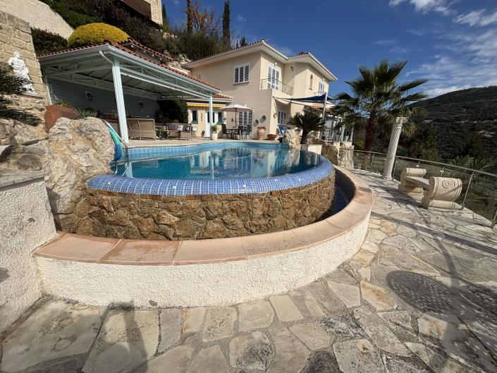 Image No.2-3 Bed Villa / Detached for sale