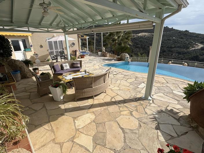 Image No.26-3 Bed Villa / Detached for sale