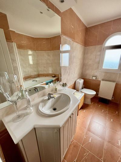 Image No.25-3 Bed Villa / Detached for sale