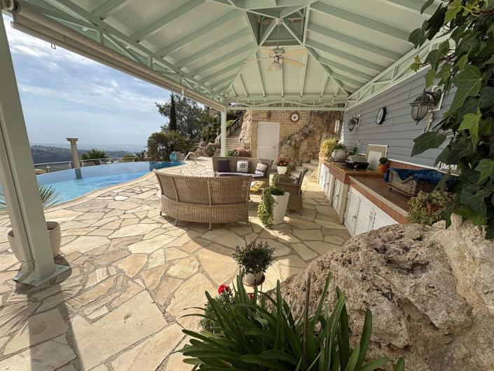 Image No.3-3 Bed Villa / Detached for sale