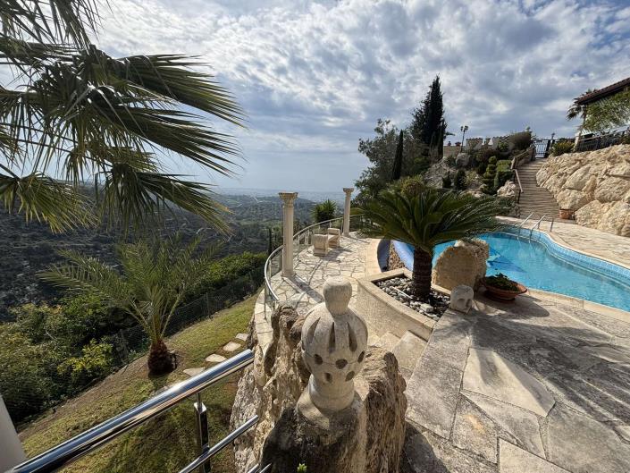 Image No.35-3 Bed Villa / Detached for sale