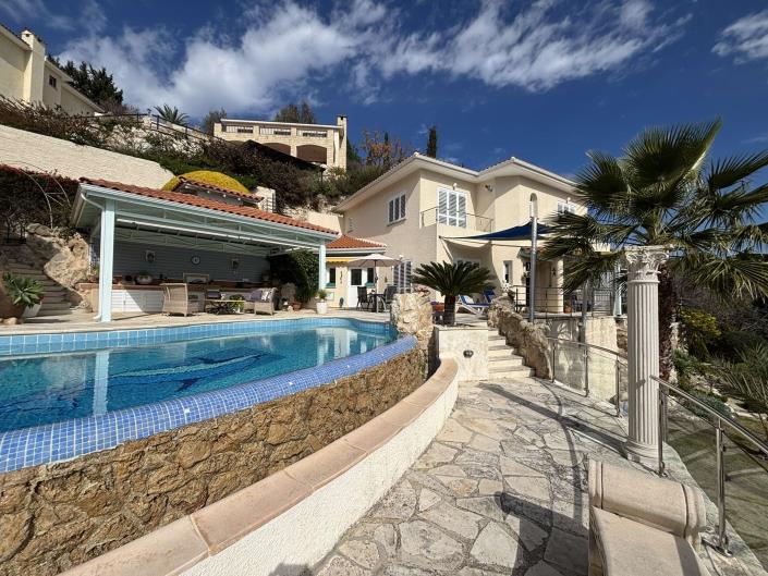 Image No.36-3 Bed Villa / Detached for sale