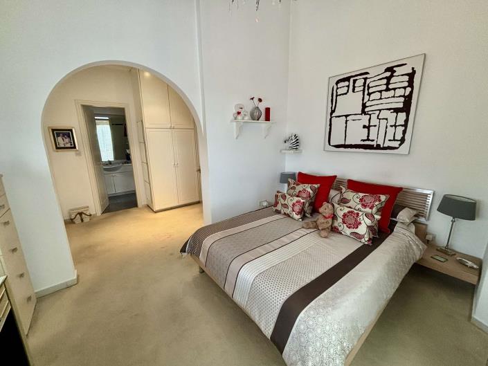 Image No.18-3 Bed Villa / Detached for sale