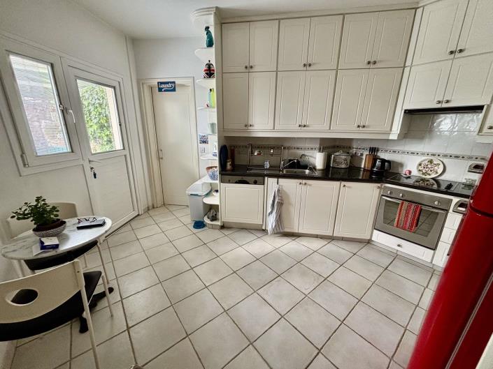 Image No.12-3 Bed Villa / Detached for sale