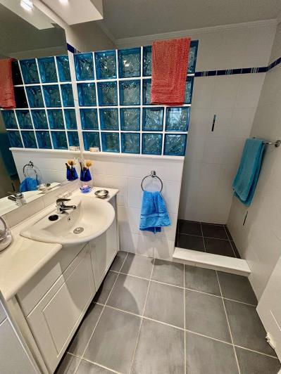 Image No.21-3 Bed Villa / Detached for sale