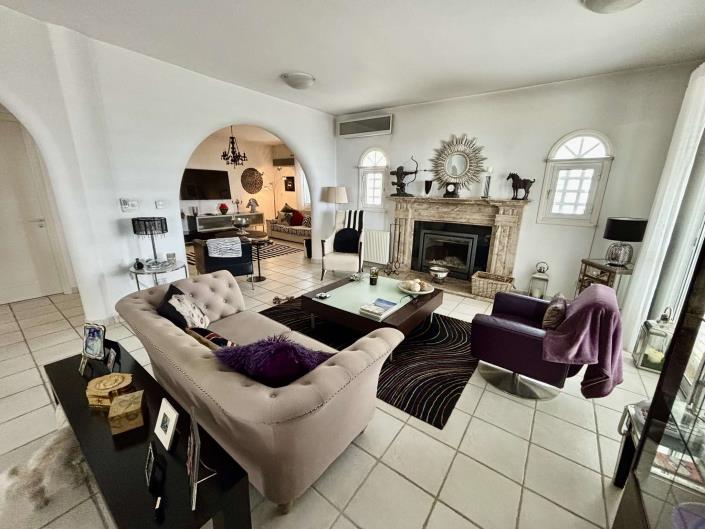 Image No.4-3 Bed Villa / Detached for sale