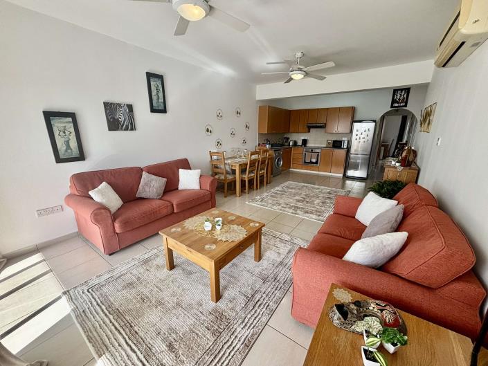 Image No.10-Appartement de 2 chambres à vendre à Peyia