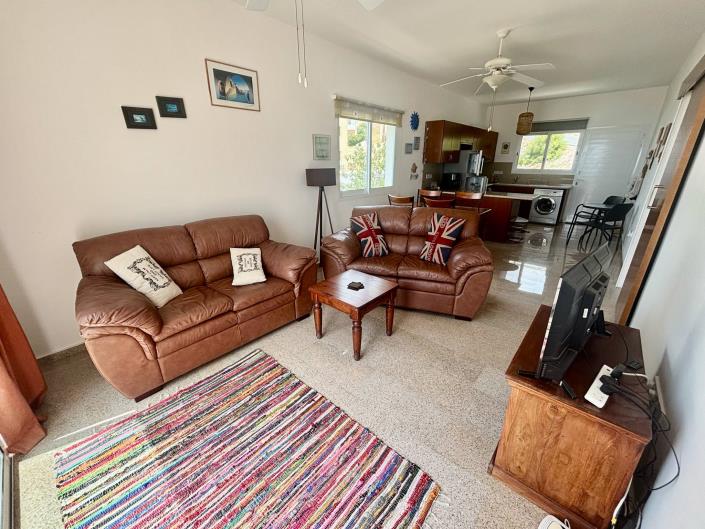 Image No.5-Appartement de 2 chambres à vendre à Peyia