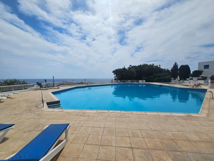 Image No.2-2 Bed Townhouse for sale