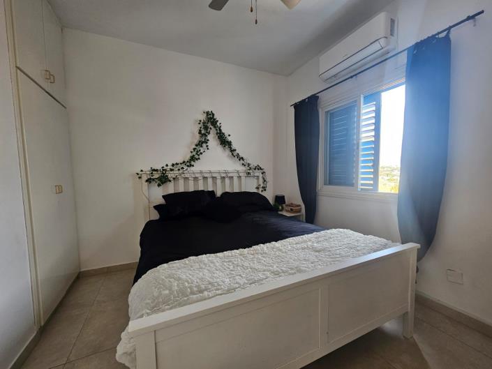 Image No.8-2 Bed Townhouse for sale