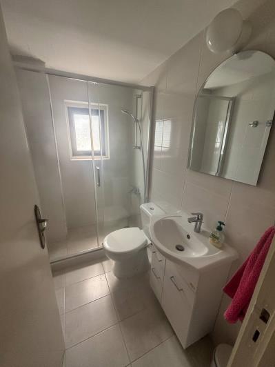 Image No.12-3 Bed Semi-Detached for sale