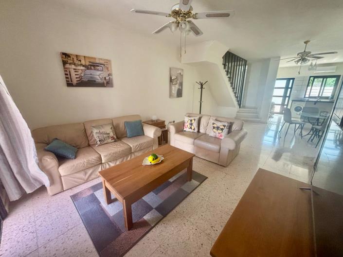 Image No.10-3 Bed Semi-Detached for sale