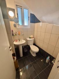 812b2feb-a073-429d-ae56-b76272f130a8