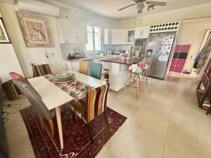 Image No.5-4 Bed Villa for sale