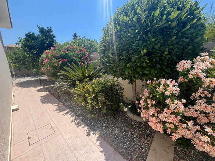 Image No.27-3 Bed Bungalow for sale