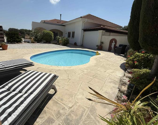 Image No.1-3 Bed Bungalow for sale