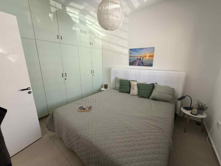 Image No.11-3 Bed Semi-Detached for sale