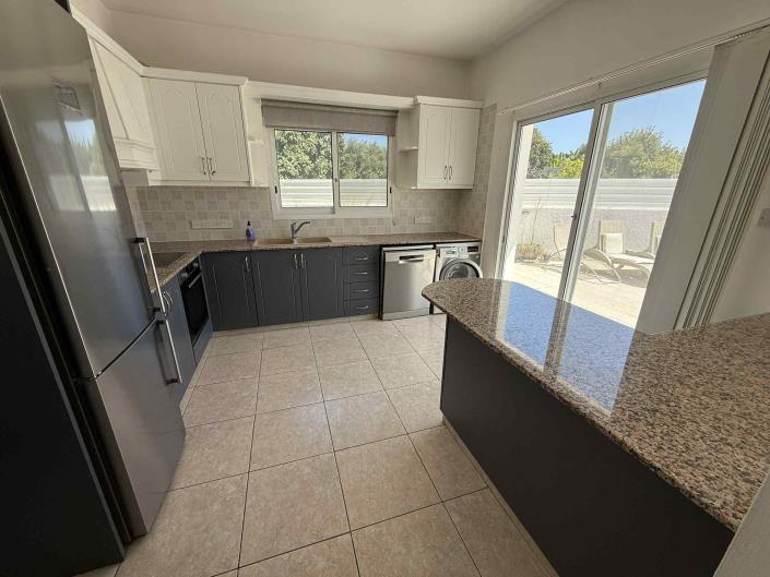 Image No.4-Villa / Détaché de 3 chambres à vendre à Kissonerga